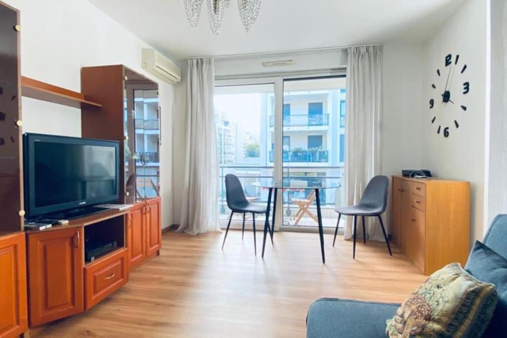 2 Pièces à Orangerie Avec Parking Souterrain Apartamento Estrasburgo